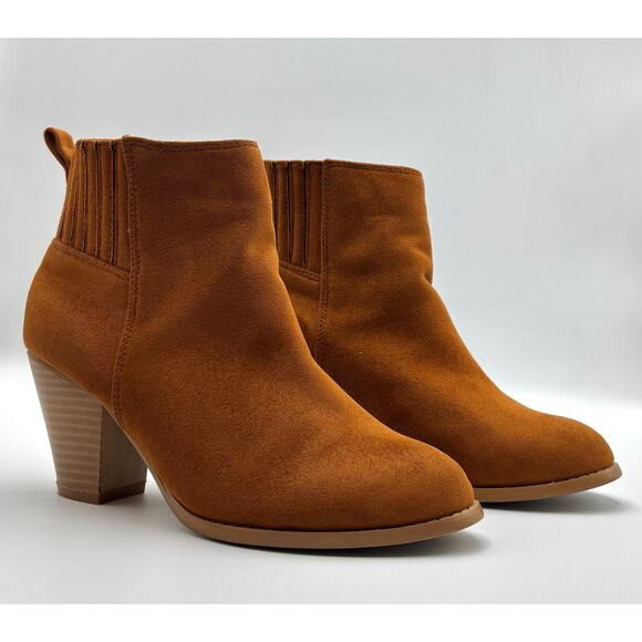 Womens Tan Suede Block Heeled Booties | Size 7 | Mothers Day Gift - Picture 2 of 7